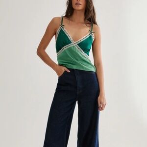 💚 Nasty Gal Ribbon Trim Satin Cami Top